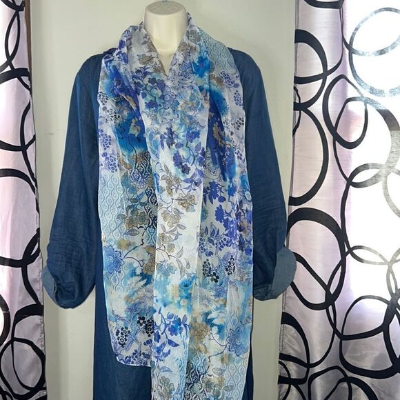 Semi sheer blue floral scarf - Picture 1 of 9